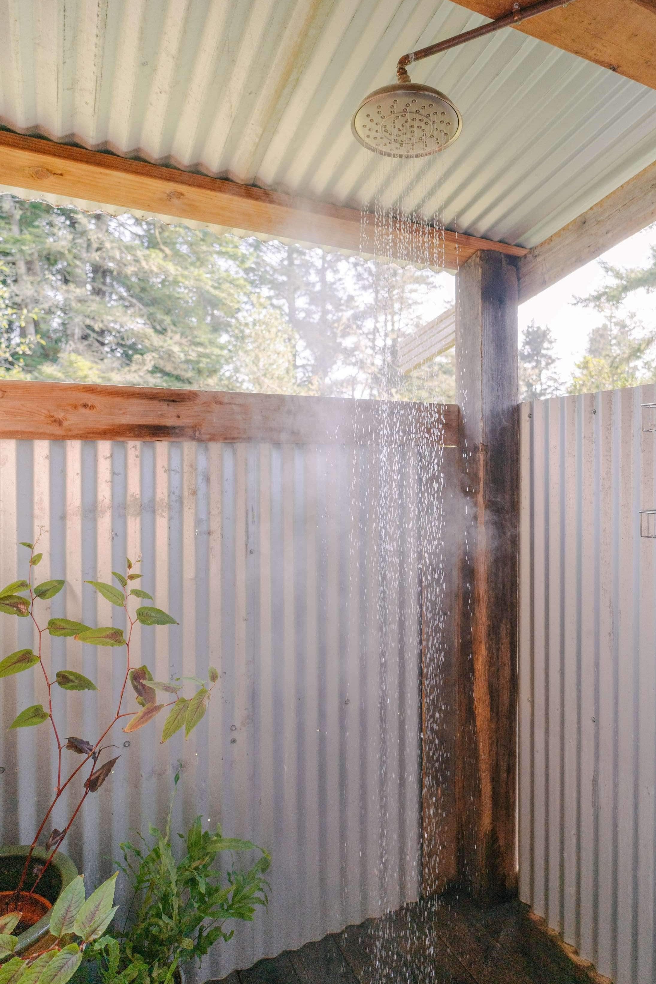 outdoor shower at little river love shack
